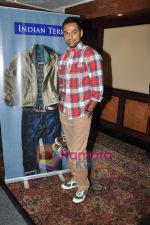 Abhay Deol is Indian Terrain Casual wear brand ambassador in taj lands end, mumbai on 6th Sept 2010  (23).JPG